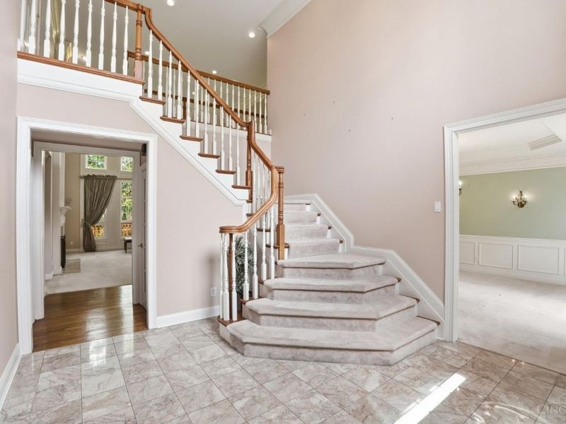 11063 Grandstone Lane, Montgomery, OH 45249 Photo 8