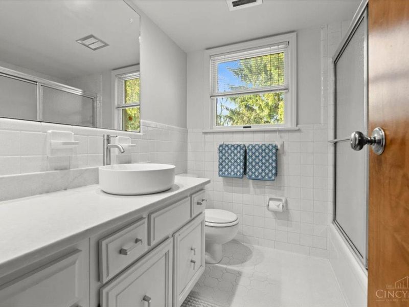 8294 Millview Drive, Sycamore Township, OH 45249 Photo 44