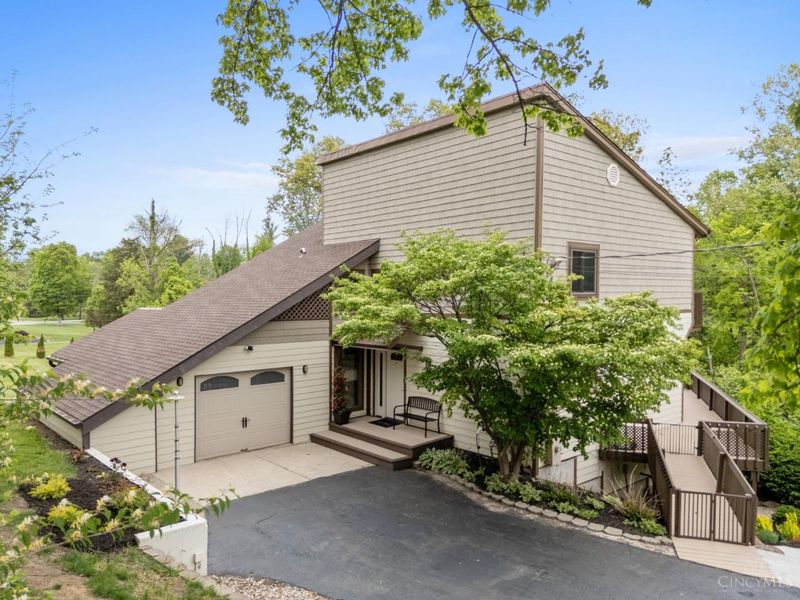 7652 Terraqua Drive, West Chester, OH 45241 Photo 1
