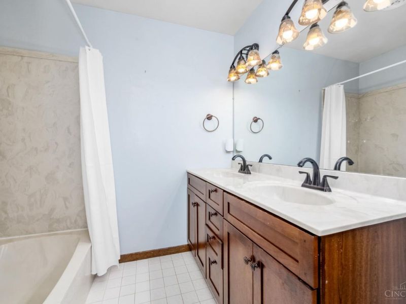 7652 Terraqua Drive, West Chester, OH 45241 Photo 38