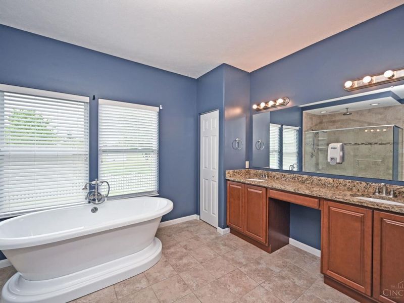 940 Sleepy Hollow Drive, Monroe, OH 45050 Photo 22