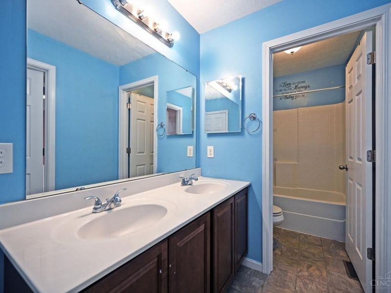 940 Sleepy Hollow Drive, Monroe, OH 45050 Photo 38