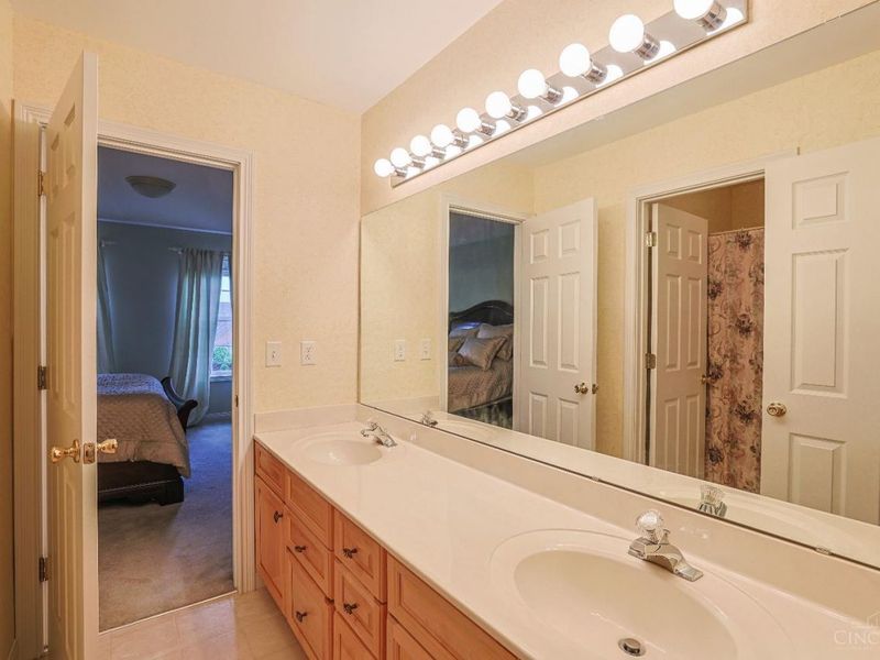 6755 Cherry Laurel Drive, Liberty Township, OH 45044 Photo 36
