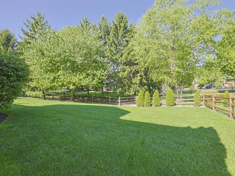 6755 Cherry Laurel Drive, Liberty Township, OH 45044 Photo 65