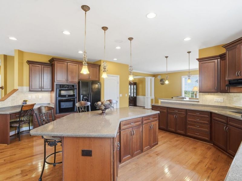 2427 Ashton Court, Cincinnati, OH 45244 Photo 21