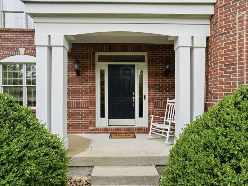 2427 Ashton Court, Cincinnati, OH 45244 Photo 3