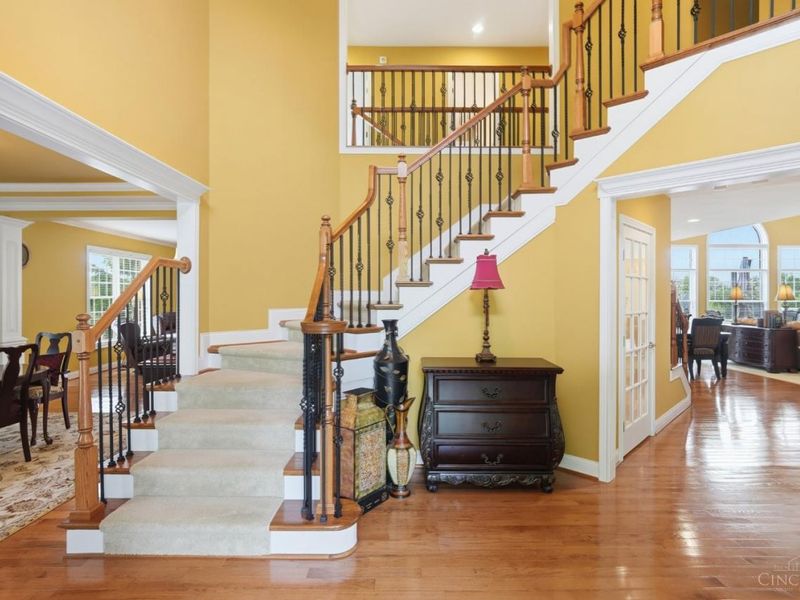 2427 Ashton Court, Cincinnati, OH 45244 Photo 4