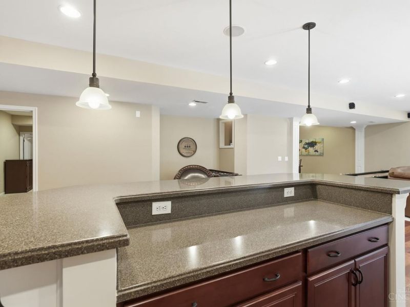 2427 Ashton Court, Cincinnati, OH 45244 Photo 63
