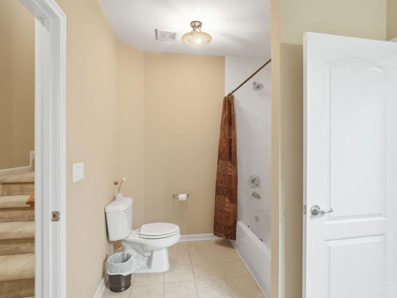 2427 Ashton Court, Cincinnati, OH 45244 Photo 73