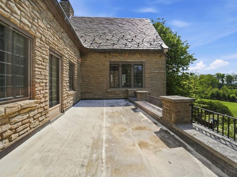 4 Grandin Lane, Cincinnati, OH 45208 Photo 38