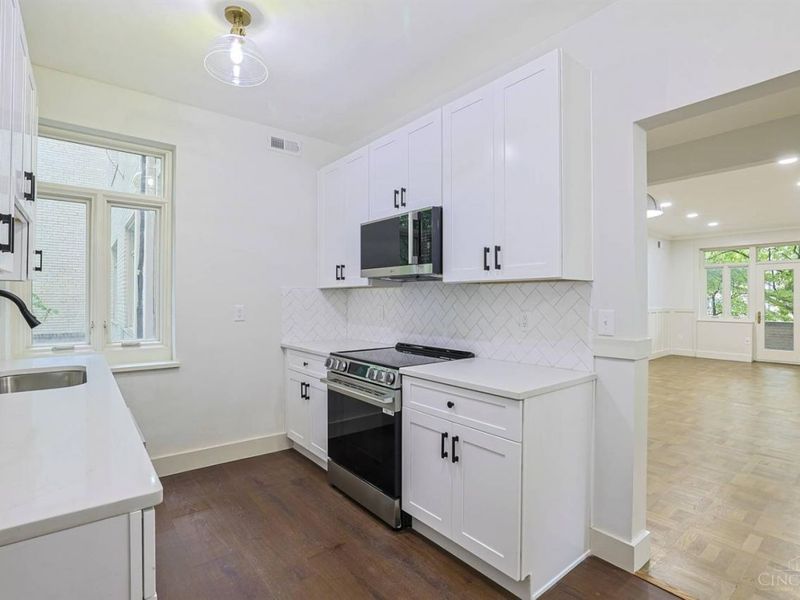 2378 Madison Road, Unit E1C, Cincinnati, OH 45208 Photo 15