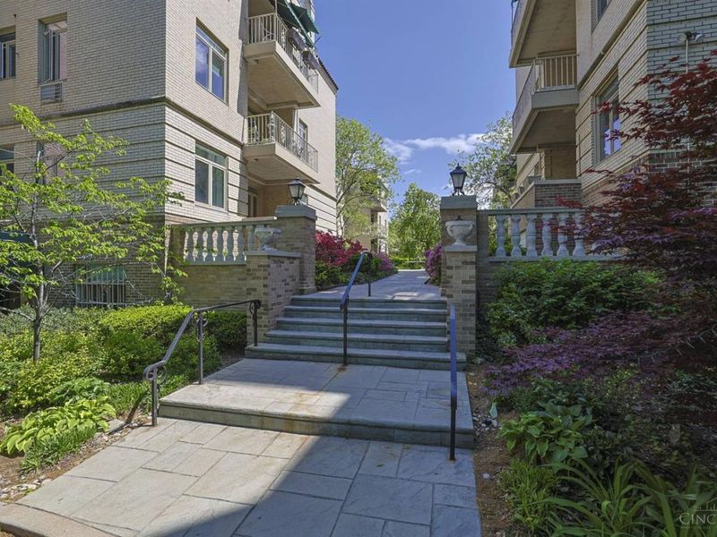 2378 Madison Road, Unit E1C, Cincinnati, OH 45208 Photo 35