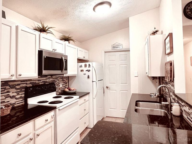 4922 BORDEAUX LN, Mason, OH 45040 Photo 9