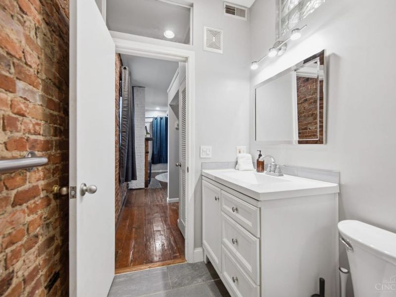111 E Thirteenth Street, Unit 1, Cincinnati, OH 45202 Photo 23
