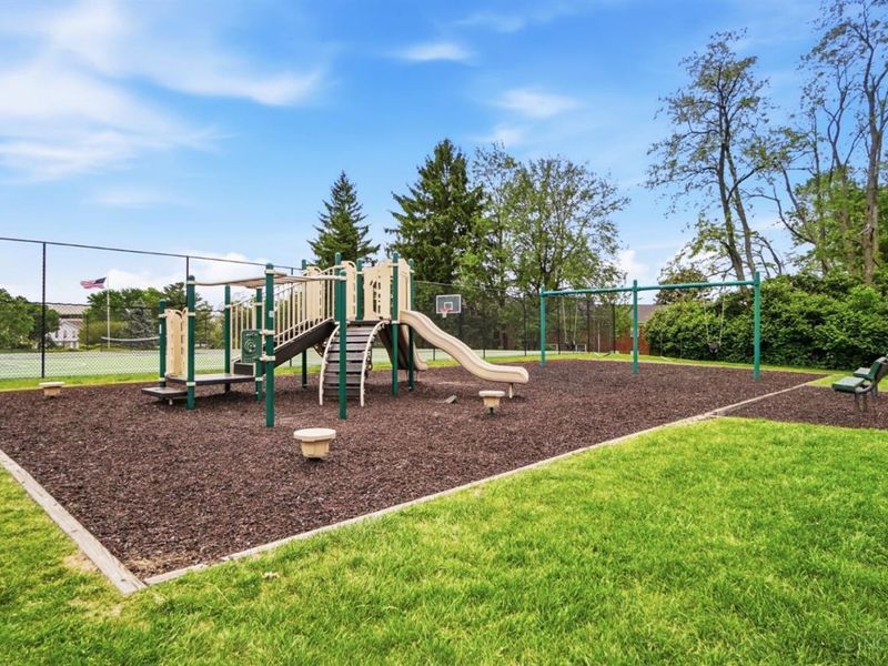10857 Lake Thames Drive, Unit 186, Sycamore Township, OH 45242 Photo 36