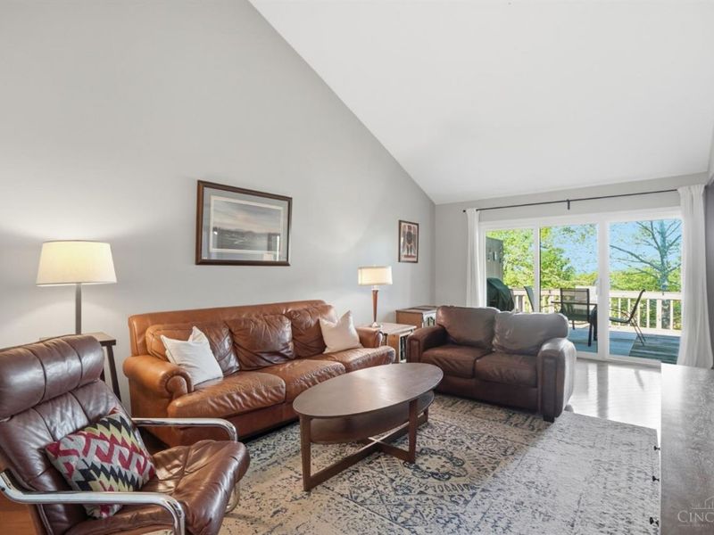 5346 Windbrook Trail, Unit 3, West Chester, OH 45069 Photo 2