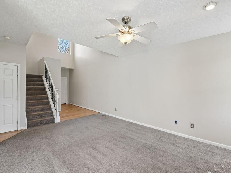 3855 Thorngate Drive, Mason, OH 45040 Photo 9