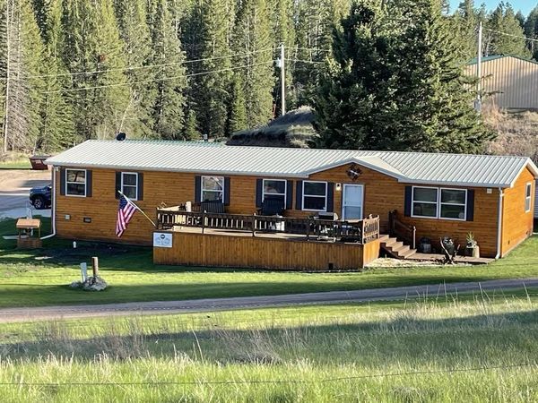 11321 Gillette Prairie Road, Hill City, SD 57745