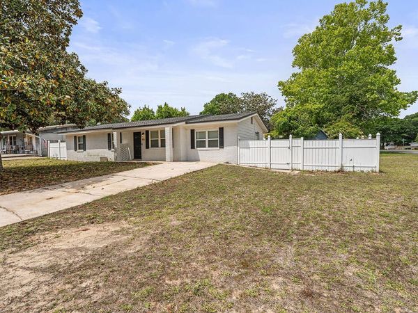 65 Junior Drive, Shalimar, FL 32579