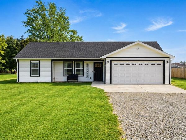 6921 Academy Street, Stockwell, IN 47983