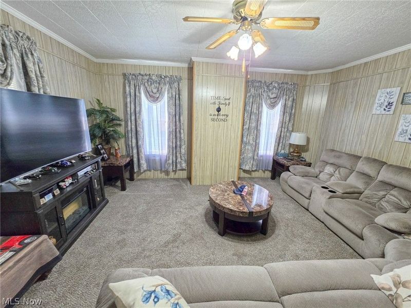 380 E Main Street , East Palestine, OH 44413 Photo 11