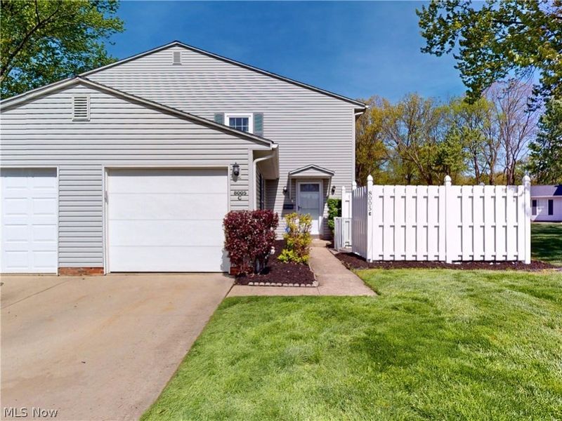8005 Independence Drive , Unit C, Mentor, OH 44060 Photo 1