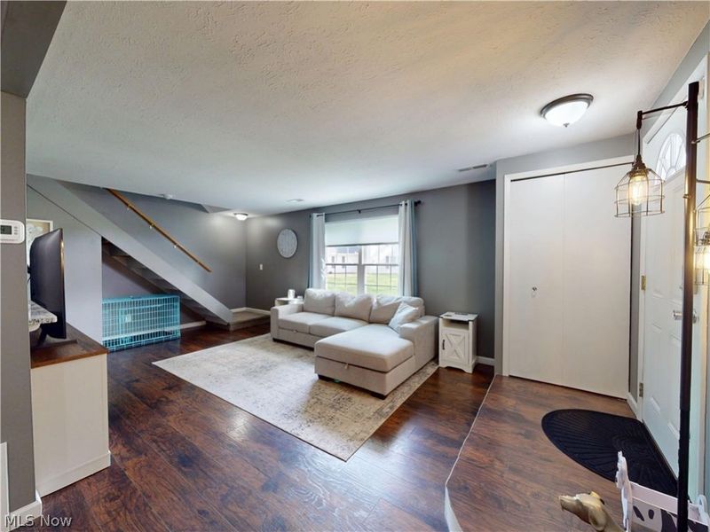 8005 Independence Drive , Unit C, Mentor, OH 44060 Photo 5
