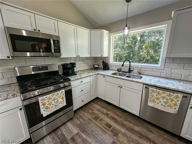 10770 Orrville Street NW, Massillon, OH 44647 Photo 14