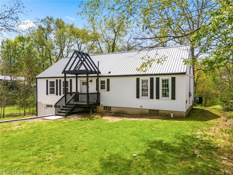 10770 Orrville Street NW, Massillon, OH 44647 Photo 2