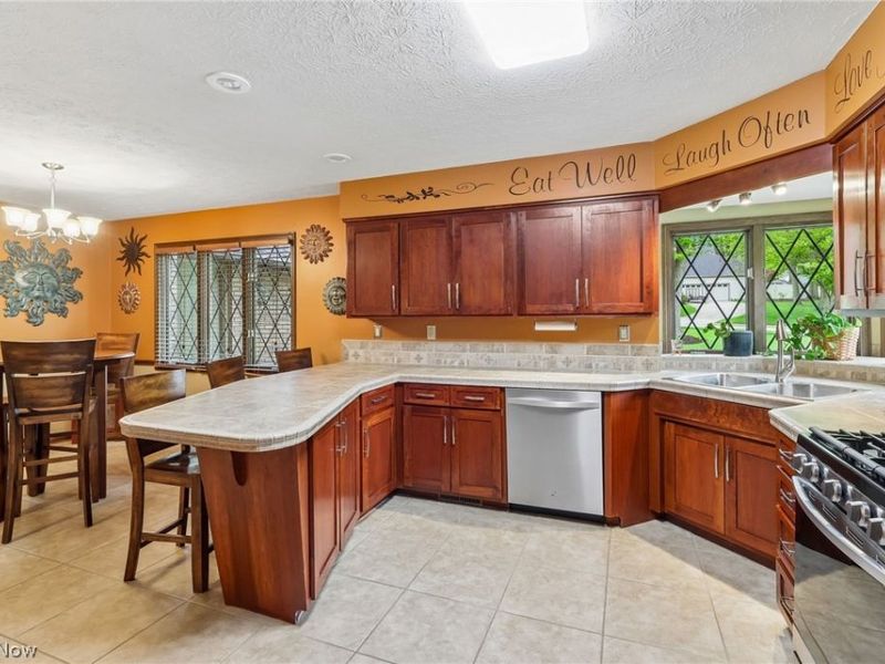 1572 Willoughby Drive , Wooster, OH 44691 Photo 12