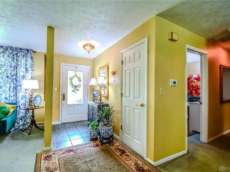 2953 Persimmon Court, Beavercreek, OH 45434 Photo 6