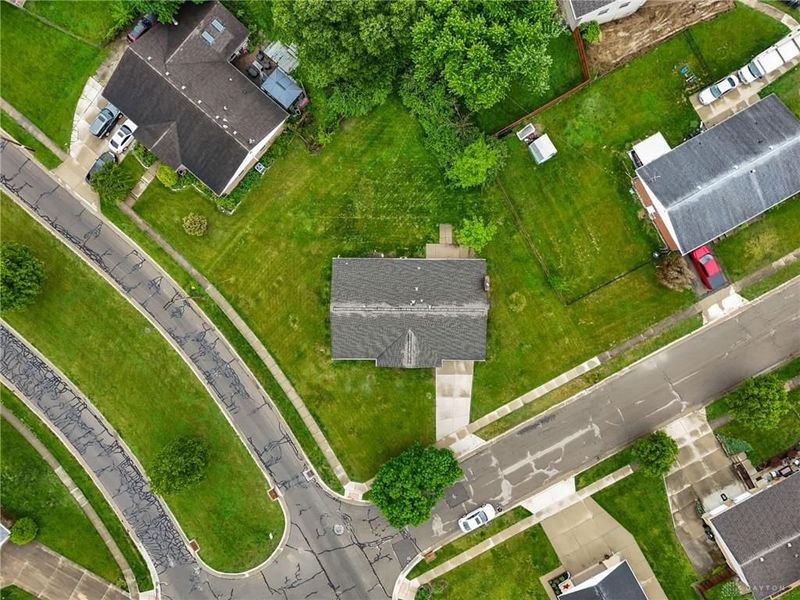 734 N Bayberry Drive, Miamisburg, OH 45342 Photo 4
