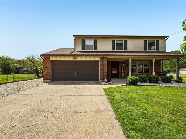 8653 Twincreek Drive, Franklin, OH 45005