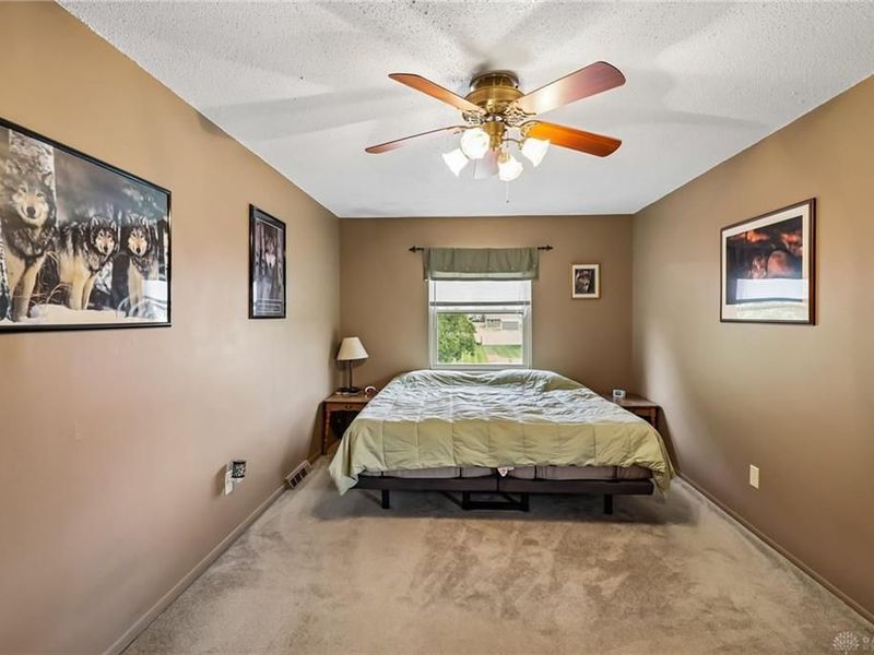 8653 Twincreek Drive, Franklin, OH 45005 Photo 19
