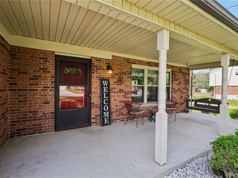 8653 Twincreek Drive, Franklin, OH 45005 Photo 2