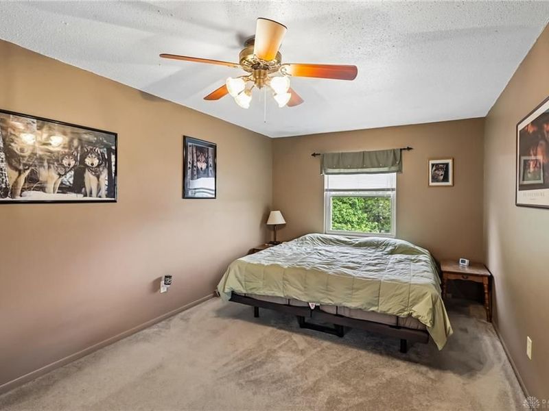 8653 Twincreek Drive, Franklin, OH 45005 Photo 29