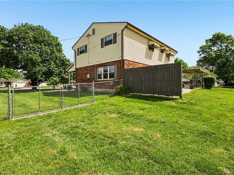 8653 Twincreek Drive, Franklin, OH 45005 Photo 32