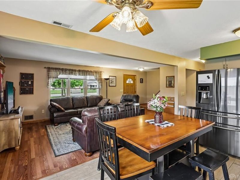 8653 Twincreek Drive, Franklin, OH 45005 Photo 8
