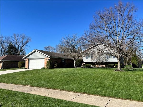 7575 Turtle Creek Drive, Dayton, OH 45414