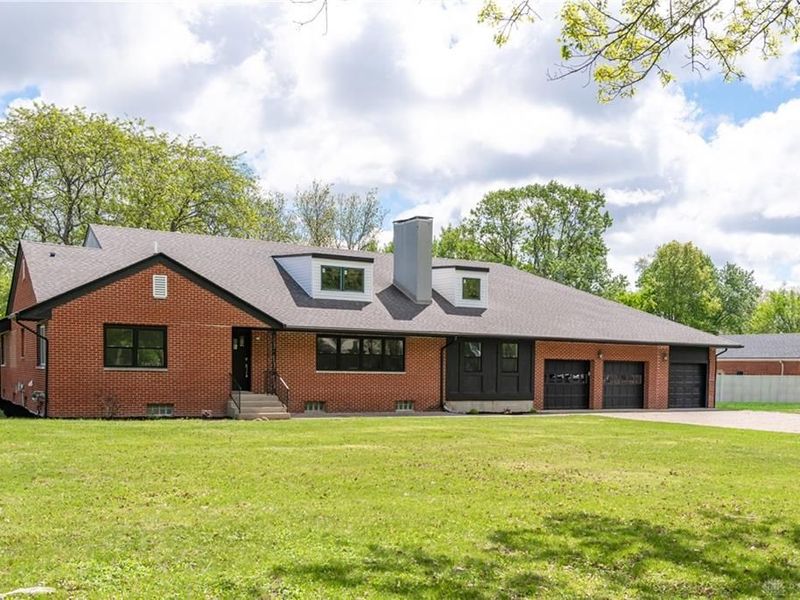 6780 Brantford Road, Butler Township, OH 45414 Photo 1