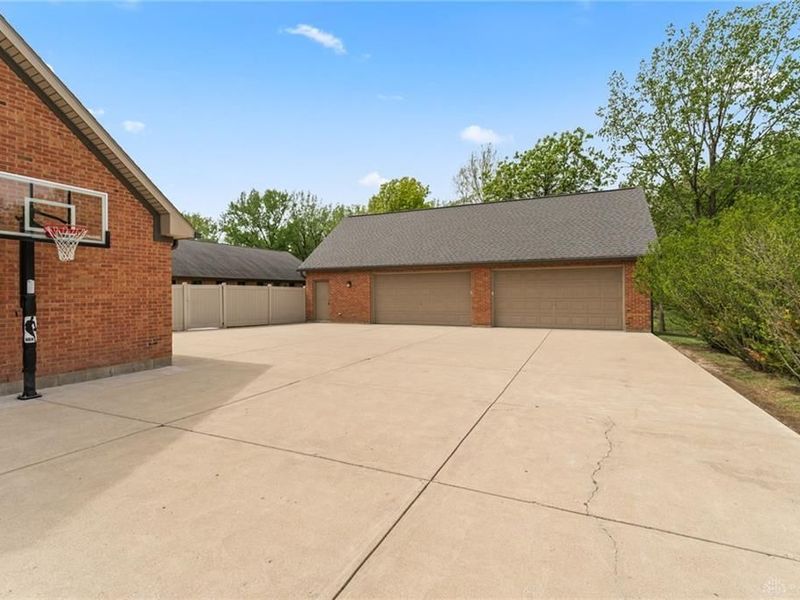 1537 Meadowlands Drive, Fairborn, OH 45324 Photo 72