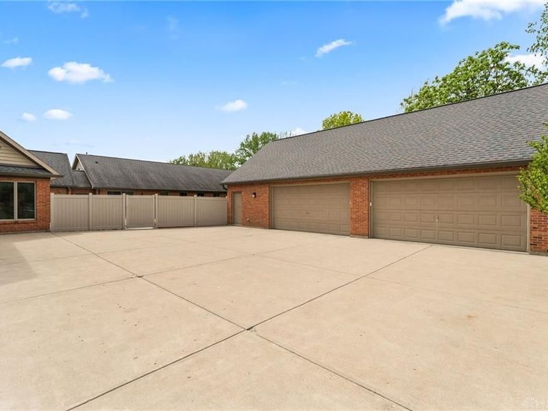 1537 Meadowlands Drive, Fairborn, OH 45324 Photo 73