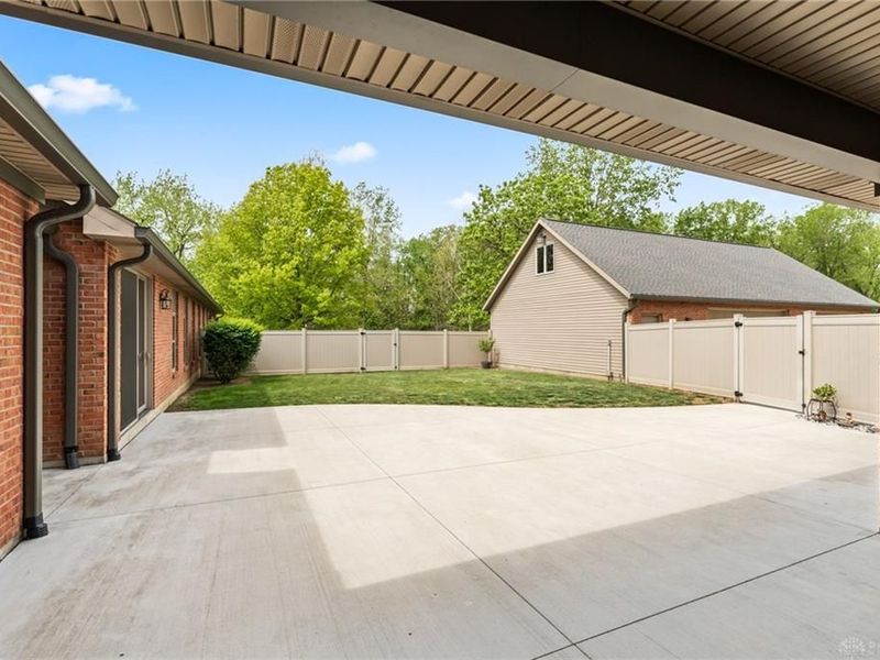 1537 Meadowlands Drive, Fairborn, OH 45324 Photo 80