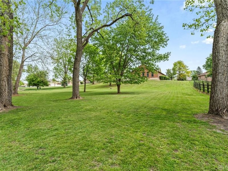 1537 Meadowlands Drive, Fairborn, OH 45324 Photo 89