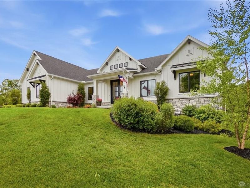 2385 Presley Court, Clearcreek Township, OH 45036 Photo 2