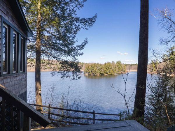90 White's Point Road, Hubbardton, VT 05733