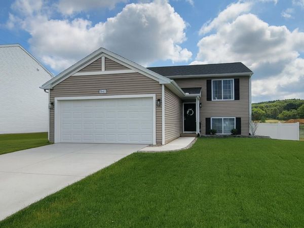 58411 Norton Street, Mattawan, MI 49071
