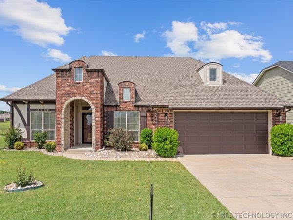 3202 Stonewall Drive, Bartlesville, OK 74006