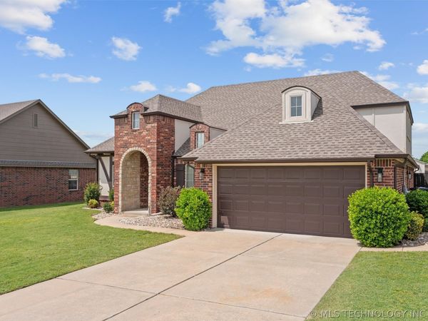 3202 Stonewall Drive , Bartlesville, OK 74006