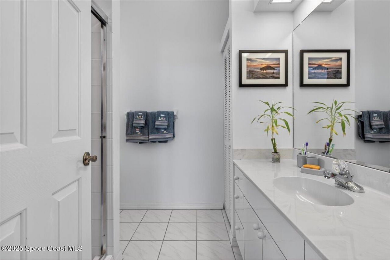 1827 Aynsley Way , Unit 4, Vero Beach, FL 32966 Photo